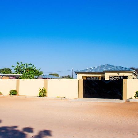 Home@Amalia'S Rundu Exterior photo